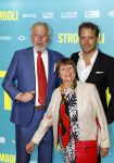 Amsterdam 31 oktober 2022
Premiere Stromboli in Tuschinski.
Mark v Eeuwen met vader en stiefmoeder