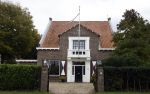 Noordwijk 15 oktober 2022
Maxime Meiland en haar man Leroy Wortelboer hebben een nieuwe villa / huis gekocht heel dichtbij Martien en Erica. Verkocht onder voorbehoud.