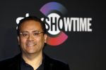Amsterdam 3 november 2022
Rode loper ivm met nieuwe streamingsdienst Sky showtime bij westergasfabriek. Monty Sarhan met zijn vrouw en kinderen