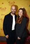 Rotterdam 7 november 2022
Premiere Casa Coco met oa Gerard Cox Joke Bruijs Loes Luca Katja Schuurman Frederique Spigt Bruni Heinke Oscar Aerts Chris Tates Richard Groenendijk en Pamela Teves. Oscar aerts met partner