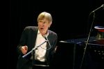 Amsterdam 17 november 2022
In theater Betty Asfalt viert Annemarie Oster haar 80e verjaardag . Pieter Nieuwint
