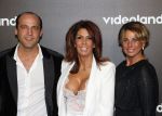 Amsterdam, 19 Oktober 2022
Premiere documentaire Andre Hazes bij Videoland in het Tuschinski theater
Rachel Hazes met Jacqueline Laats -ex vrouw Rene v d Gijp en haar zoon Sanny v d Gijp