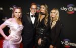 Amsterdam 3 november 2022
Rode loper ivm met nieuwe streamingsdienst Sky showtime bij westergasfabriek. Ronald de Boer met zijn dochters Demi Brooke en Maxime