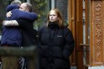 Amsterdam 17 november 2022
Roxeanne Hazes gaat naar de kapper in de Jordaan en haar vriend Erik Zwennes komt haar ophalen .
