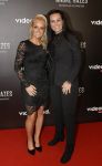 Amsterdam, 19 Oktober 2022
Premiere documentaire Andre Hazes bij Videoland in het Tuschinski theater
Samantha Steenwijk met haar vrouw Daisy Steenwijk-Verschelden