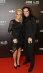 Amsterdam, 19 Oktober 2022
Premiere documentaire Andre Hazes bij Videoland in het Tuschinski theater
Samantha Steenwijk met haar vrouw Daisy Steenwijk-Verschelden