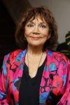 Amsterdam 17 november 2022
In theater Betty Asfalt viert Annemarie Oster haar 80e verjaardag . Therese Steinmmetz