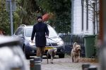 Zuiderwoude 18 november 2022
Thijs Romer laat zijn honden uit .