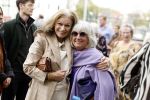 Zaandam 30 oktober 2022
Premiere zo vader zo zoon van Jon v Eerd in het zaantheater. Willeke Alberti en Liz Snoijink