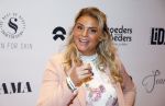 Amsterdam 23 oktober 2023
Presentatie nieuwe cover Kek Mama op event van Friends of the brands in het Lido . Ayla Brunswijk
