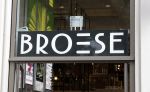 Utrecht 29 september 2023
Boekpresentatie Maarten v Rossem . Ook Philip Freriks kwam even kijken . De presentatie was bij boekhandel Broese