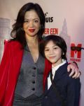 Gouda 16 oktober 2023
Premiere komedie over een bankoverval in Schouwburg Gouda. Cystine Carreon met zoon