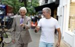 Amsterdam 3 oktober 2023
Dries Roelvink met zijn beste vriend Gunther onderweg naar een heerlijke lunch in Amsterdam zuid. Gunther wordt bijna 85 jaar oud