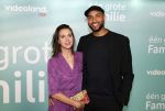 Amsterdam 10 oktober 2023
Premiere een grote familie in Tuschinski . Vidoeland gaat het uitzenden. Edson da Graca met partner