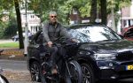 Amsterdam 2 oktober 2023
Frank Rijkaard op zijn fatbike in Amsterdam zuid