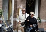 Amsterdam 11 oktober 2023
Gordon en Monique des Bouvrie lunchen bij de burger Room en gaan daarna samen naar de pc hooftstraat.
