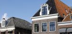 Omgeving Amsterdam 14 oktober 2023
Igone de Jongh heeft een nieuw huis na haar scheiding van Thijs Romer . Igone laat allebei de honden uit.