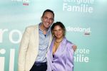 Amsterdam 10 oktober 2023
Premiere een grote familie in Tuschinski . Vidoeland gaat het uitzenden. Kees de Bever met goede kennis Nienke v Manen