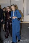 Eindhoven 26 oktober 2023
Koningin Maxima op bezok bij de dutch design week in Eindhoven . Maxima had haar goede vriendin Mariska Dietz mee genomen . Mariska Heeft paleis huis Den Bosch ingericht .