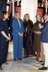 Eindhoven 26 oktober 2023
Koningin Maxima op bezok bij de dutch design week in Eindhoven . Maxima had haar goede vriendin Mariska Dietz mee genomen . Mariska Heeft paleis huis Den Bosch ingericht .