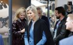 Eindhoven 26 oktober 2023
Koningin Maxima op bezok bij de dutch design week in Eindhoven . Maxima had haar goede vriendin Mariska Dietz mee genomen . Mariska Heeft paleis huis Den Bosch ingericht .