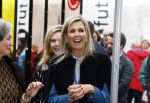 Eindhoven 26 oktober 2023
Koningin Maxima op bezok bij de dutch design week in Eindhoven . Maxima had haar goede vriendin Mariska Dietz mee genomen . Mariska Heeft paleis huis Den Bosch ingericht .