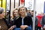 Eindhoven 26 oktober 2023
Koningin Maxima op bezok bij de dutch design week in Eindhoven . Maxima had haar goede vriendin Mariska Dietz mee genomen . Mariska Heeft paleis huis Den Bosch ingericht .