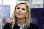 Eindhoven 26 oktober 2023
Koningin Maxima op bezok bij de dutch design week in Eindhoven . Maxima had haar goede vriendin Mariska Dietz mee genomen . Mariska Heeft paleis huis Den Bosch ingericht .