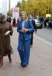 Eindhoven 26 oktober 2023
Koningin Maxima op bezok bij de dutch design week in Eindhoven . Maxima had haar goede vriendin Mariska Dietz mee genomen . Mariska Heeft paleis huis Den Bosch ingericht .
