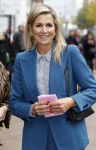 Eindhoven 26 oktober 2023
Koningin Maxima op bezok bij de dutch design week in Eindhoven . Maxima had haar goede vriendin Mariska Dietz mee genomen . Mariska Heeft paleis huis Den Bosch ingericht .