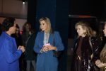Eindhoven 26 oktober 2023
Koningin Maxima op bezok bij de dutch design week in Eindhoven . Maxima had haar goede vriendin Mariska Dietz mee genomen . Mariska Heeft paleis huis Den Bosch ingericht .