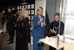 Eindhoven 26 oktober 2023
Koningin Maxima op bezok bij de dutch design week in Eindhoven . Maxima had haar goede vriendin Mariska Dietz mee genomen . Mariska Heeft paleis huis Den Bosch ingericht .