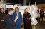 Eindhoven 26 oktober 2023
Koningin Maxima op bezok bij de dutch design week in Eindhoven . Maxima had haar goede vriendin Mariska Dietz mee genomen . Mariska Heeft paleis huis Den Bosch ingericht .