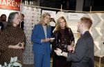 Eindhoven 26 oktober 2023
Koningin Maxima op bezok bij de dutch design week in Eindhoven . Maxima had haar goede vriendin Mariska Dietz mee genomen . Mariska Heeft paleis huis Den Bosch ingericht .