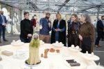 Eindhoven 26 oktober 2023
Koningin Maxima op bezok bij de dutch design week in Eindhoven . Maxima had haar goede vriendin Mariska Dietz mee genomen . Mariska Heeft paleis huis Den Bosch ingericht .