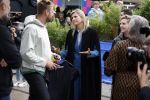 Eindhoven 26 oktober 2023
Koningin Maxima op bezok bij de dutch design week in Eindhoven . Maxima had haar goede vriendin Mariska Dietz mee genomen . Mariska Heeft paleis huis Den Bosch ingericht . Jochem Goedhals