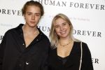 Amsterdam 9 oktober 2023
Premiere Human Forever door oa Teun Toebes in Tuschinski. Mark Lucas en Marit Hanse