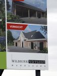 Noordwijk / Noordwijkerhout 16 oktober 2023
Martien Meiland Erica Meiland en Maxime Meilnd hebben een stuk bouwgrond gekocht op landgoed Oud Leeuwenhorst waar ze een nieuwe huis gaan bouwen en daar samen gaan wonen.