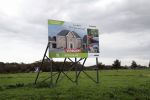 Noordwijk / Noordwijkerhout 16 oktober 2023
Martien Meiland Erica Meiland en Maxime Meilnd hebben een stuk bouwgrond gekocht op landgoed Oud Leeuwenhorst waar ze een nieuwe huis gaan bouwen en daar samen gaan wonen.