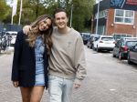 Amsterdam 31 oktober 2023
Danny Froger met partner Ann Dominique Wilten en dochter Fallon, Maxim Froger met partner Ruby van Wanrooij, Natasja Froger met partner Rene Froger, Didier Froger met partner Sammy Verheij en Natascha Froger met partner Matthijs met dochters tijdens de speciale Lunch Screening van De Frogers: Happy Campers van TLC bij Outside Inn te Amsterdam.
