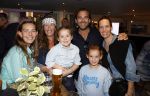 Hilversum 7 oktober 2023
Presentatie nieuwe magazine van Nicole des Bouvrie bij  Theater Gooiland. Nicole des Bouvrie met kinderen en kleinkinderen