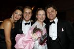 Amsterdam 12 oktober 2023
Televizierring 2023 in Carre .
Noa Vahle won de prijs voor talent van het jaar.
Noa met haar vriend Tim de Wild haar broer Julian Vahle en zijn vriendin Chelsey Weimar