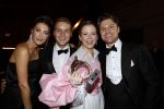 Amsterdam 12 oktober 2023
Televizierring 2023 in Carre .
Noa Vahle won de prijs voor talent van het jaar.
Noa met haar vriend Tim de Wild haar broer Julian Vahle en zijn vriendin Chelsey Weimar