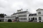 Soestdijk 11 oktober 2023
 Prinses Margarita de Bourbon de Parme poseert voorafgaand aan de opening van de tentoonstelling De vrouwen van Soestdijk op Paleis Soestdijk. In de tentoonstelling staan de vrouwen die het paleis gevormd hebben en er verbleven centraal, onder wie koningin Juliana, koningin-regentes Emma van Waldeck-Pyrmont  Interieur en foto's paleis Soestdijk