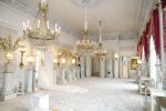 Soestdijk 11 oktober 2023
 Prinses Margarita de Bourbon de Parme poseert voorafgaand aan de opening van de tentoonstelling De vrouwen van Soestdijk op Paleis Soestdijk. In de tentoonstelling staan de vrouwen die het paleis gevormd hebben en er verbleven centraal, onder wie koningin Juliana, koningin-regentes Emma van Waldeck-Pyrmont  Interieur en foto's paleis Soestdijk