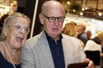 Utrecht 29 september 2023
Boekpresentatie Maarten v Rossem . Ook Philip Freriks kwam even kijken . De presentatie was bij boekhandel Broese