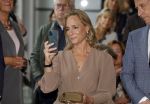 Soestdijk 11 oktober 2023
 Prinses Margarita de Bourbon de Parme poseert voorafgaand aan de opening van de tentoonstelling De vrouwen van Soestdijk op Paleis Soestdijk. In de tentoonstelling staan de vrouwen die het paleis gevormd hebben en er verbleven centraal, onder wie koningin Juliana, koningin-regentes Emma van Waldeck-Pyrmont en prinses