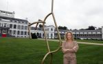Soestdijk 11 oktober 2023
 Prinses Margarita de Bourbon de Parme poseert voorafgaand aan de opening van de tentoonstelling De vrouwen van Soestdijk op Paleis Soestdijk. In de tentoonstelling staan de vrouwen die het paleis gevormd hebben en er verbleven centraal, onder wie koningin Juliana, koningin-regentes Emma van Waldeck-Pyrmont en prinses