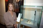 Soestdijk 11 oktober 2023
 Prinses Margarita de Bourbon de Parme poseert voorafgaand aan de opening van de tentoonstelling De vrouwen van Soestdijk op Paleis Soestdijk. In de tentoonstelling staan de vrouwen die het paleis gevormd hebben en er verbleven centraal, onder wie koningin Juliana, koningin-regentes Emma van Waldeck-Pyrmont en prinses