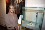 Soestdijk 11 oktober 2023
 Prinses Margarita de Bourbon de Parme poseert voorafgaand aan de opening van de tentoonstelling De vrouwen van Soestdijk op Paleis Soestdijk. In de tentoonstelling staan de vrouwen die het paleis gevormd hebben en er verbleven centraal, onder wie koningin Juliana, koningin-regentes Emma van Waldeck-Pyrmont en prinses